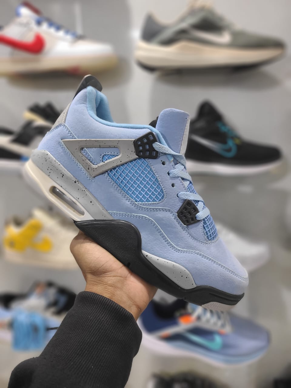 AIR JORDAN RETRO 4