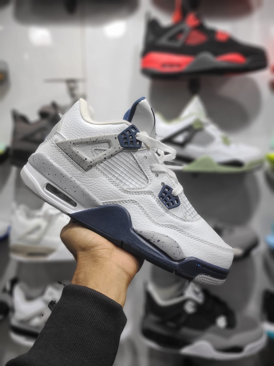 AIR JORDAN RETRO 4