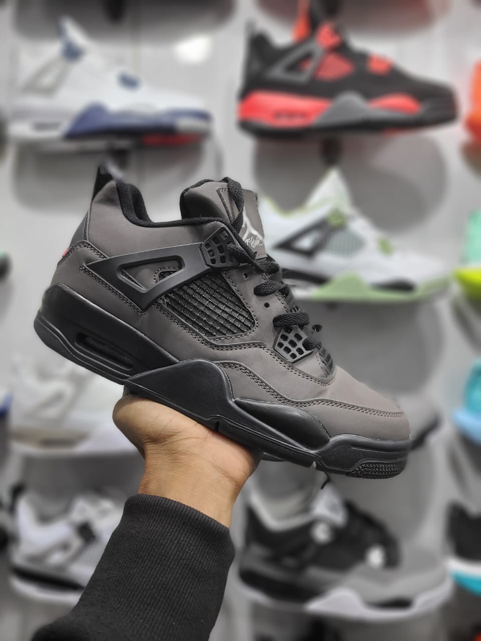 AIR JORDAN RETRO 4