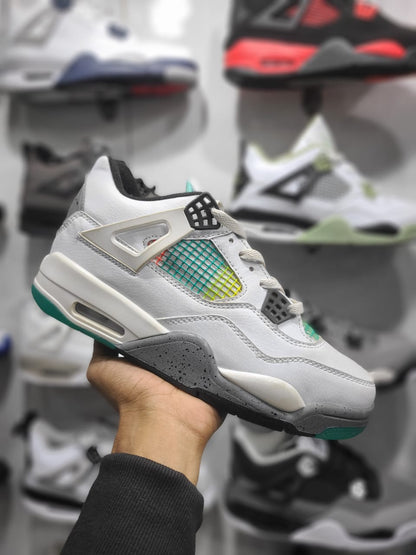 JORDAN RETRO 4