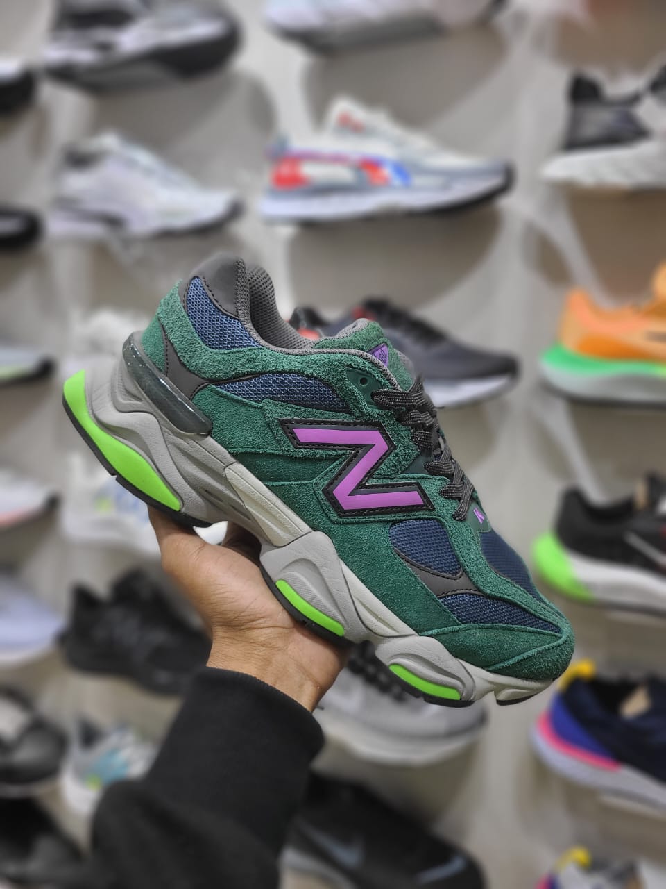 NEW BALANCE 9060