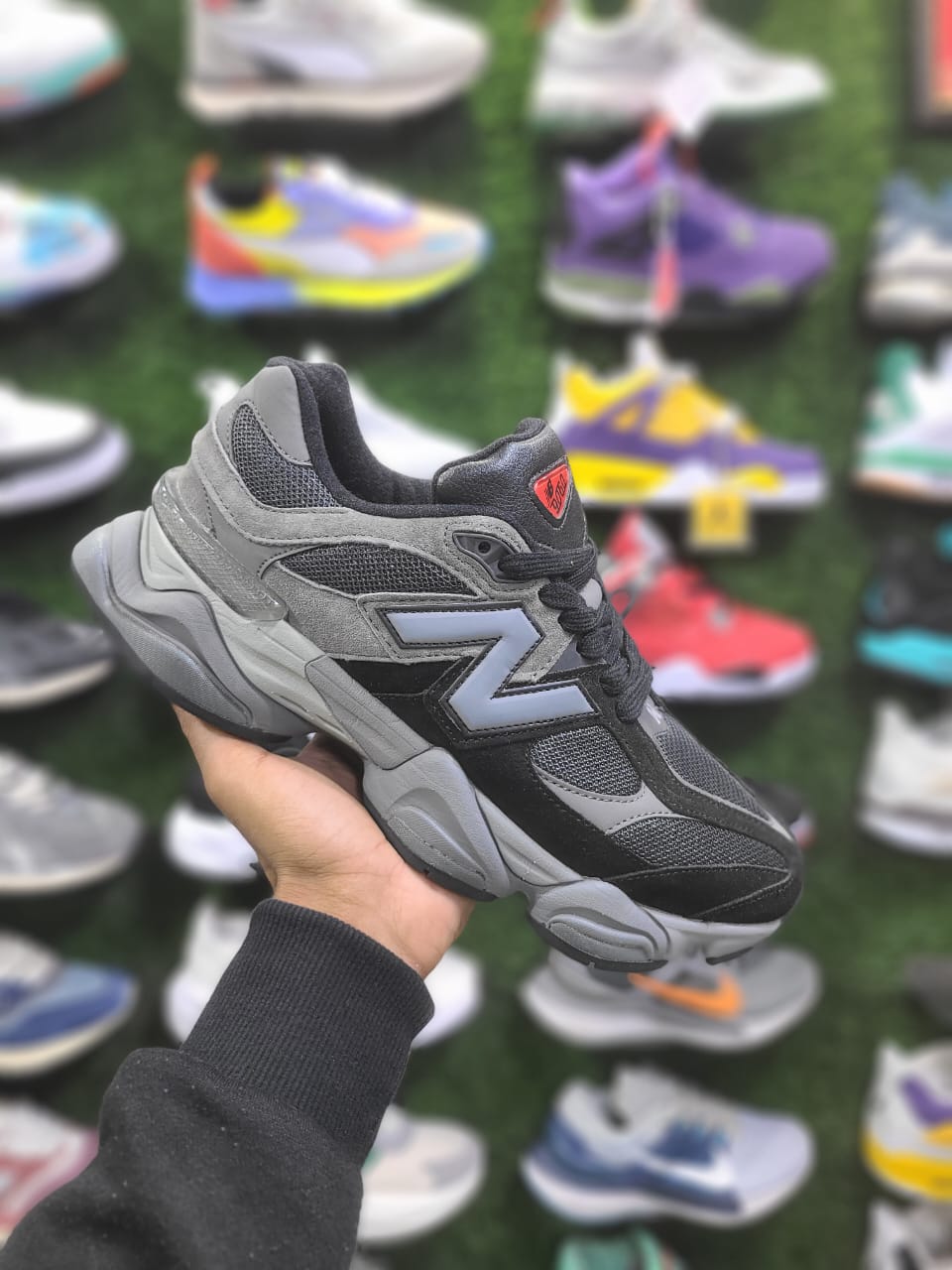 NEW BALANCE 9060