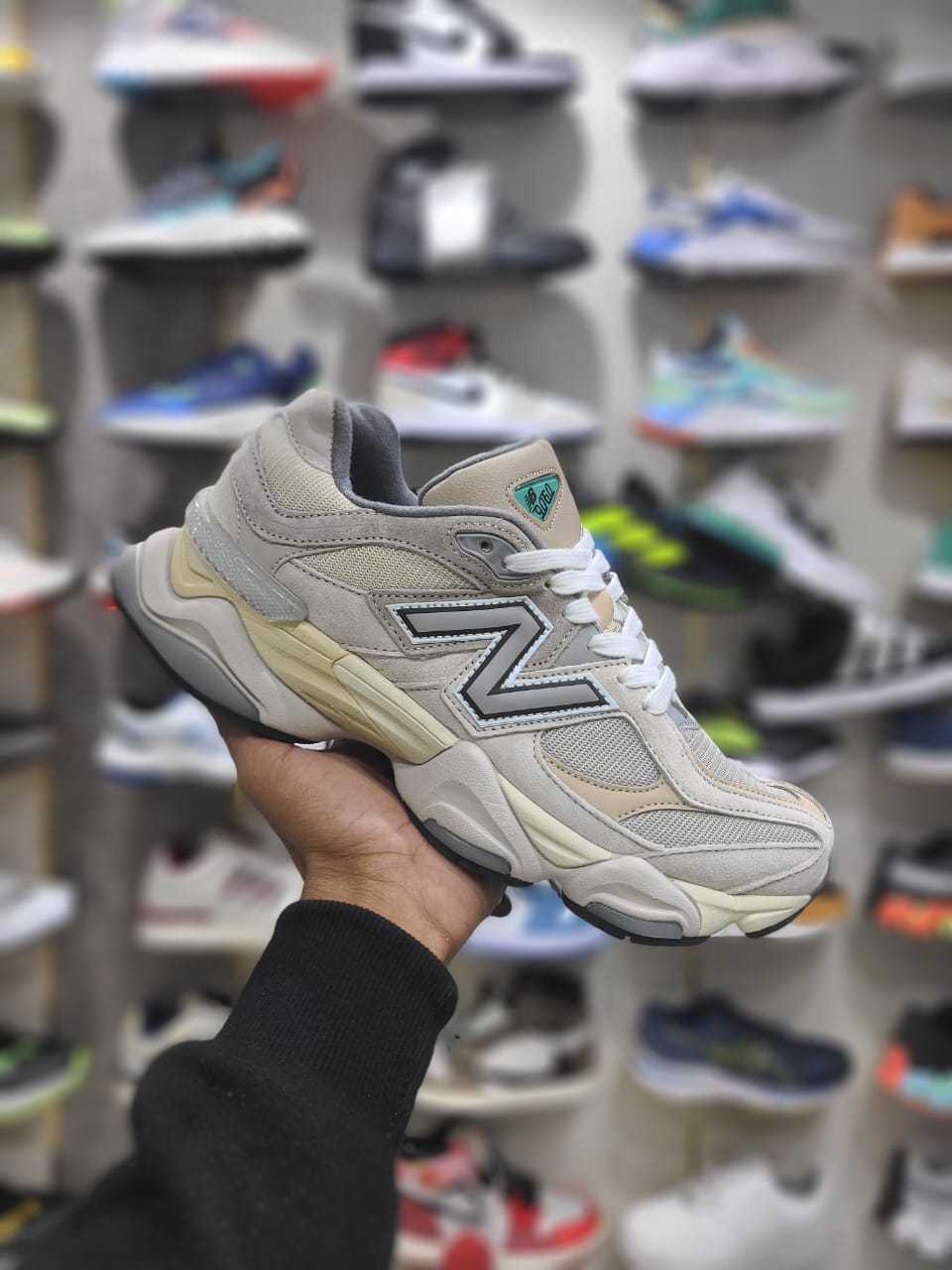 NEW BALANCE 9060