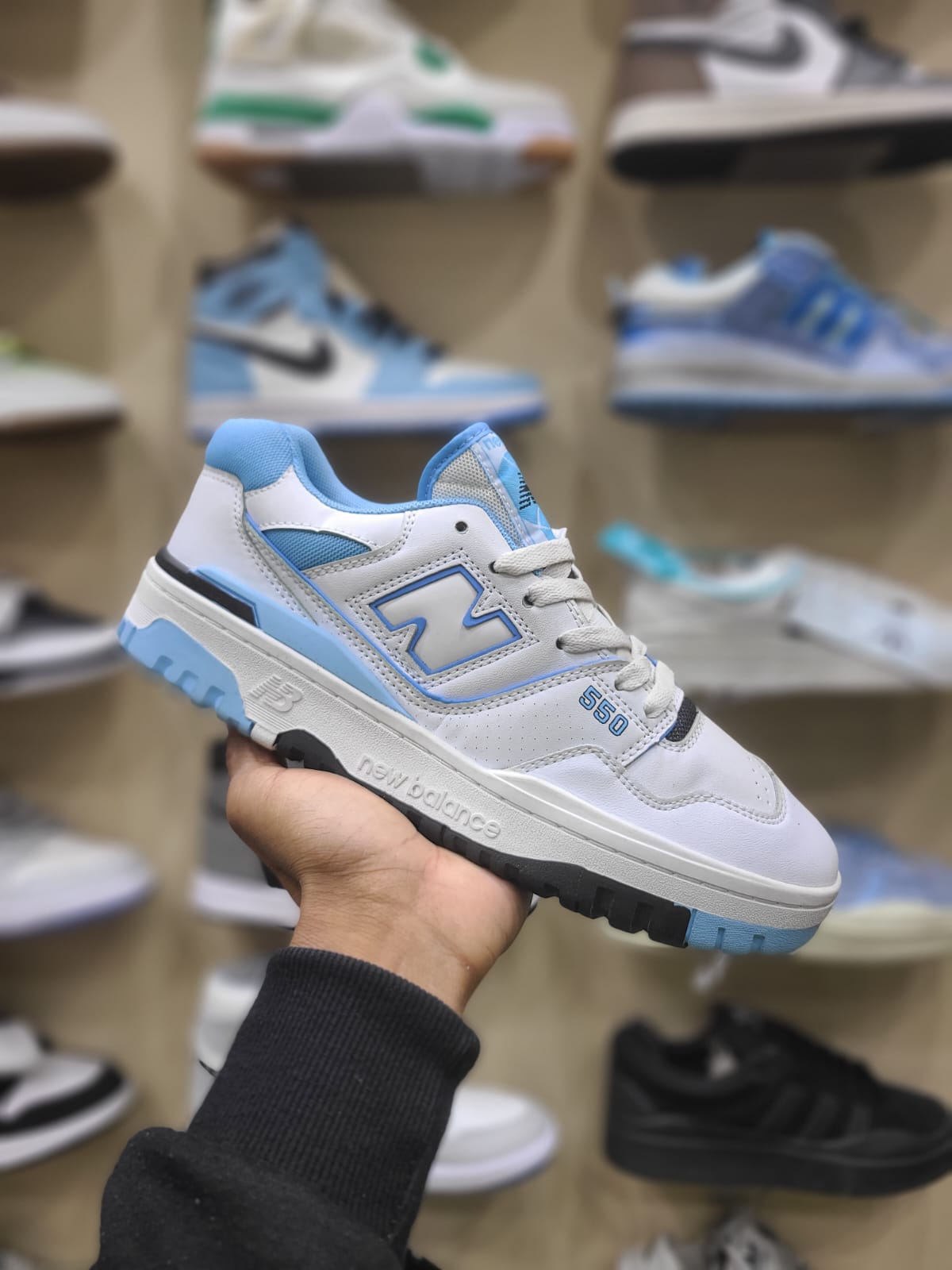 NEW BALANCE 550