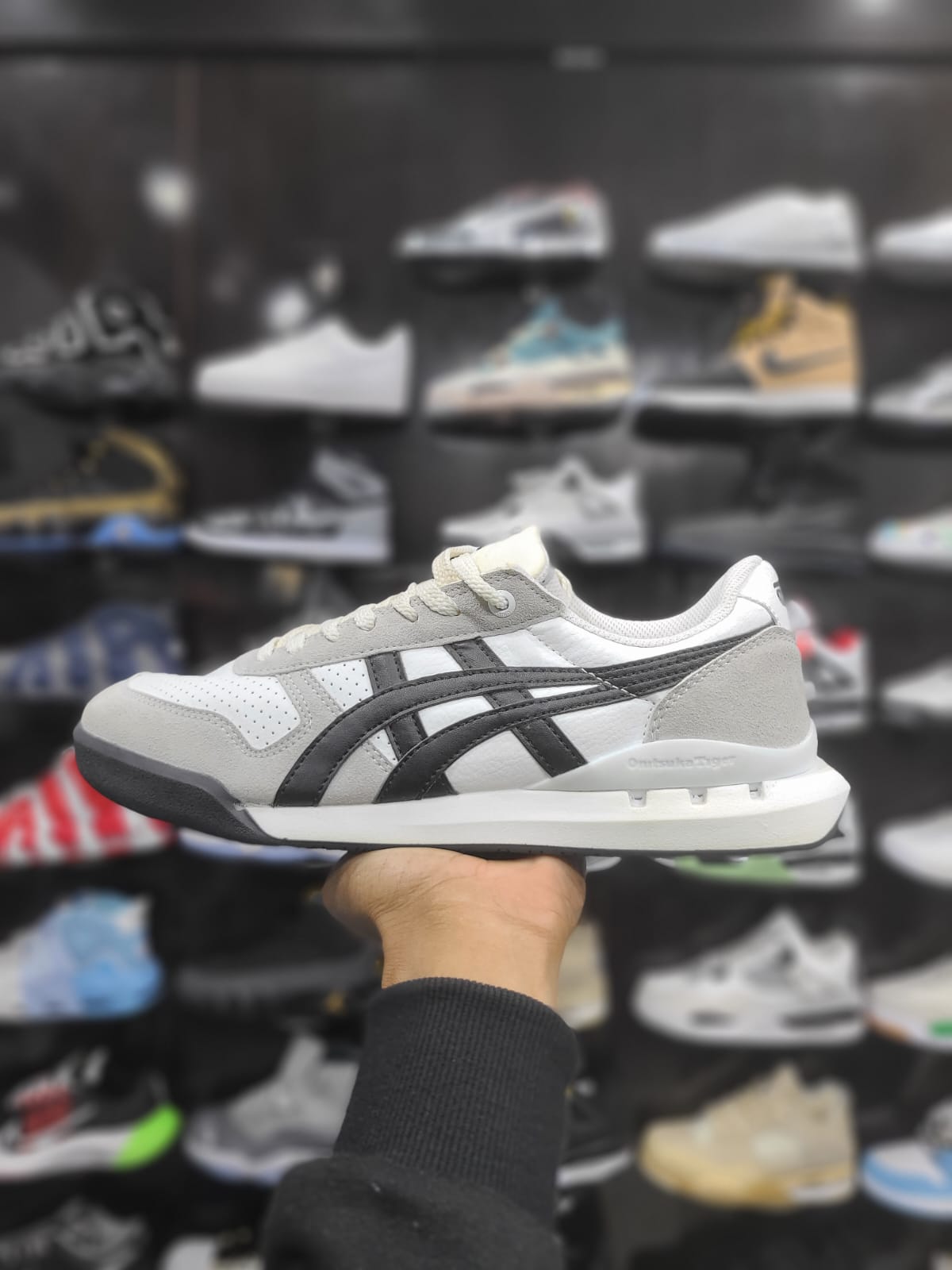 ASICS ONITSUKA TIGER NEW